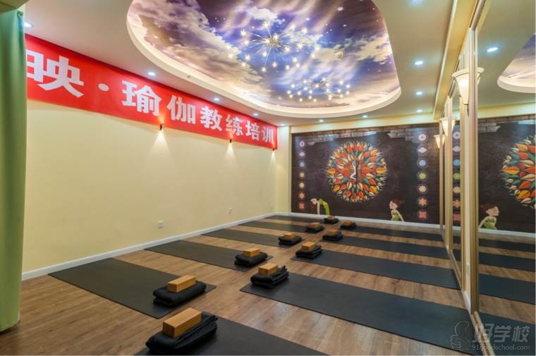 贵阳高温瑜伽教练培训班