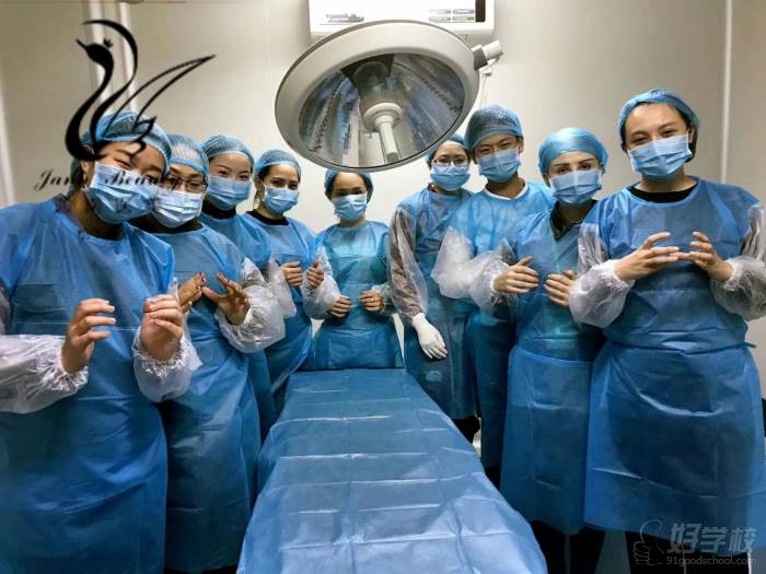 做皮肤管理医美咨询师有什么要求?需要注意什