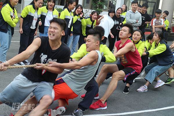 英蓝中等职业学校航空服务班长沙招生简章