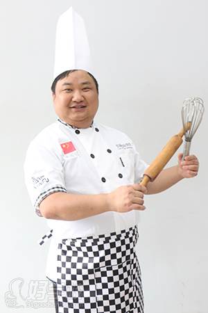 【师资力量】信福美容化妆烘焙培训学校的烘培