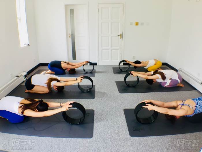 北京空中瑜伽教练二级培训班