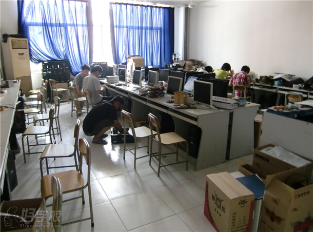 深圳森鑫源培训学校的教学环境怎样?