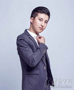 太原小乐化妆学校培训讲师怎么样?