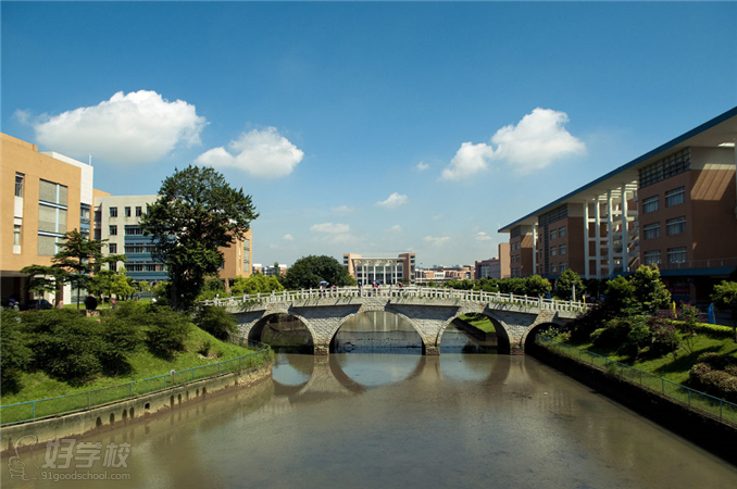 广东外语外贸大学自考《日语专业》大专班