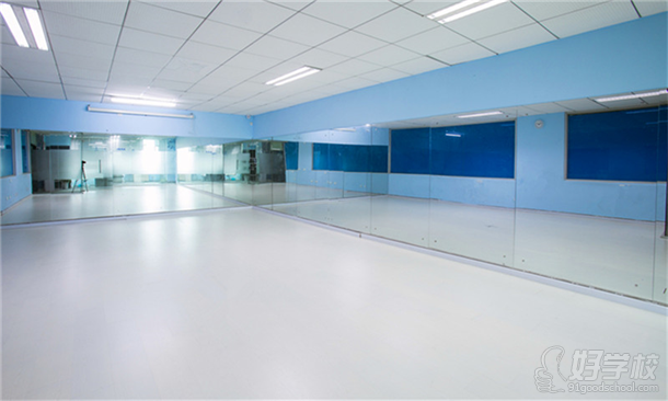 广州艺先艺术培训中心教学环境-广州艺先艺术