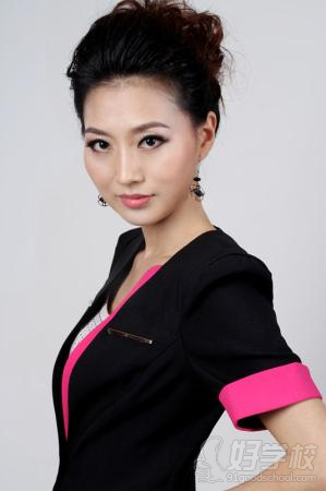 广州靓亮化妆美甲培训学校名师风采-广州靓亮