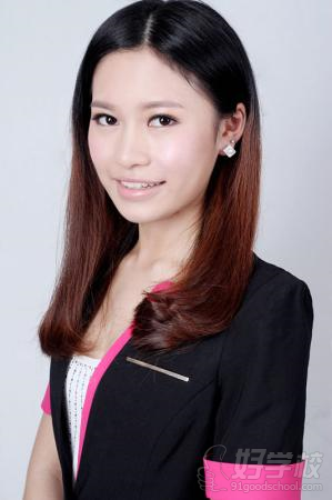 广州靓亮化妆美甲培训学校国家高级化妆讲师-