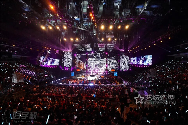 艺纭化妆学校受邀参加湖南卫视2015年跨年演