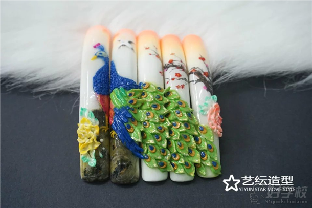 艺纭美甲学校学员近期美甲作品--排笔绘画作品