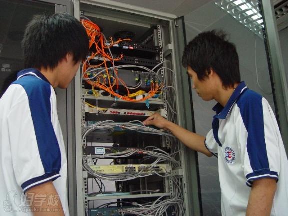 广东电商技师学院《计算机网络应用》高技