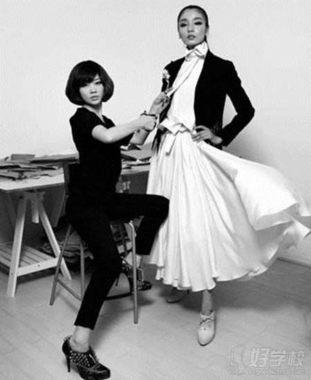 服装设计师要具备哪些能力?-上海玲湘服装设计