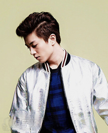 2015男生最流行什么发型? 斜庞克发型最受关