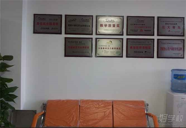 佛山北大青鸟教学环境-佛山北大青鸟-好学校