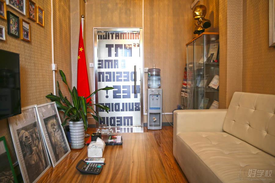 上海通用游戏策划业余培训班