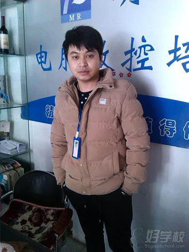 江阴数控车床编程与操作就业培训班