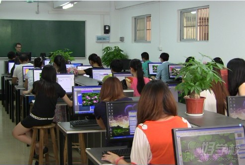 广州服装设计半年制大专班-广州大学纺织服装