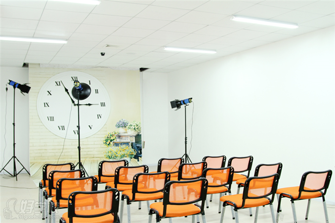 贵阳摄影爱好者培训班-贵阳贺加贝学校-【学费