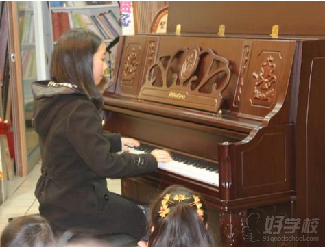 广州钢琴一对一成人速成班-升声音乐培训中心