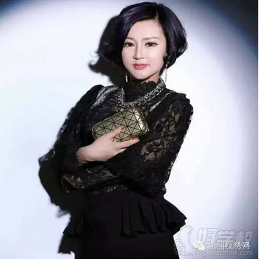 成都纹绣名师团集训营-新加坡纹绣艺术学院-亚