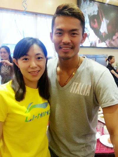 名师与林丹合影