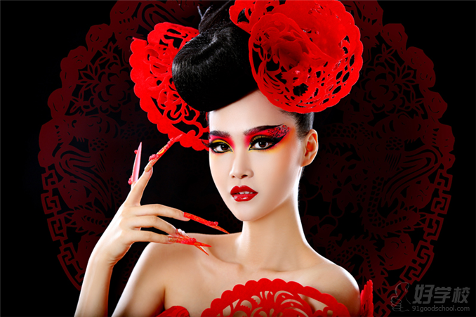 佛山时尚彩妆流行预科班-佛山亿尼奥美妆学校