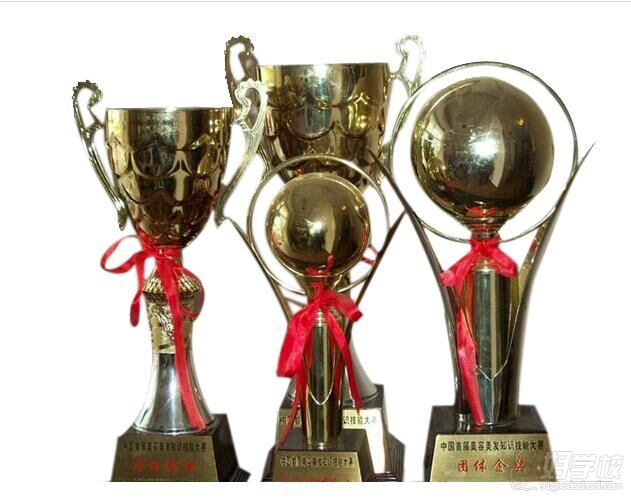 深圳韩式半永久妆造型培训-深圳非凡美容美发