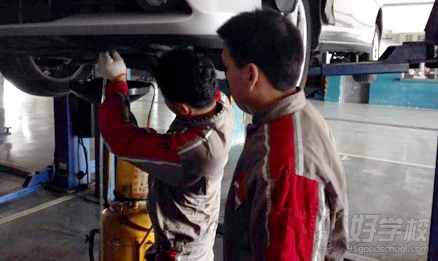 上海汽车维修保养技能培训班-上海佰士达汽修