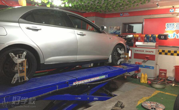 武汉汽车维修高级技师及店长培训班-湖北爱车