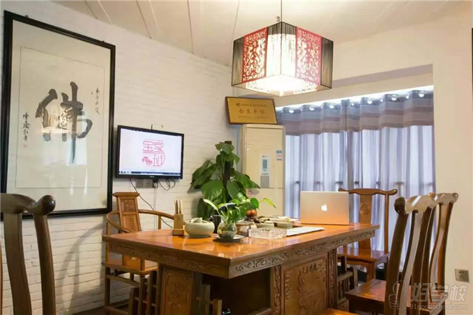 南昌少儿演讲口才主持影视表演培训班-南昌宝