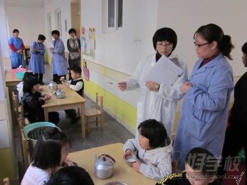 南京高级保育员国家资格三级培训-南京普尔教