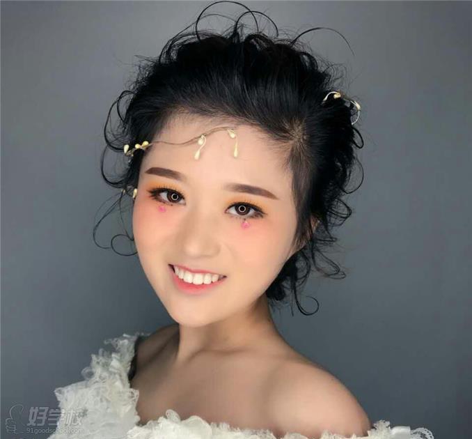 济南新娘彩妆造型师培训班-济南璀尚化妆美甲