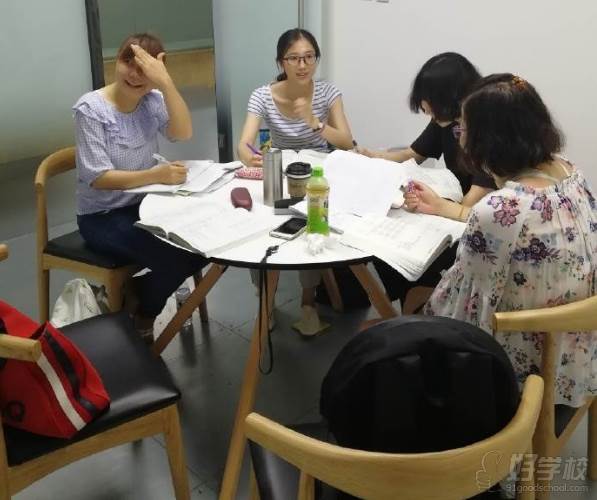 济南哪个德语机构有外教上课?