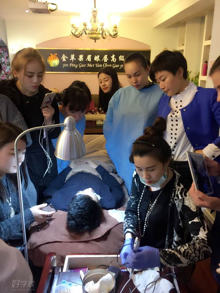 南昌曾果纹绣培训中心学员风采-南昌曾果纹绣培训中心-好学校