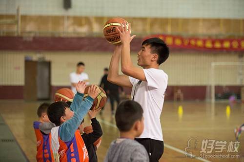 武汉极光篮球俱乐部学习现场 武汉极光篮球俱乐部学习现场