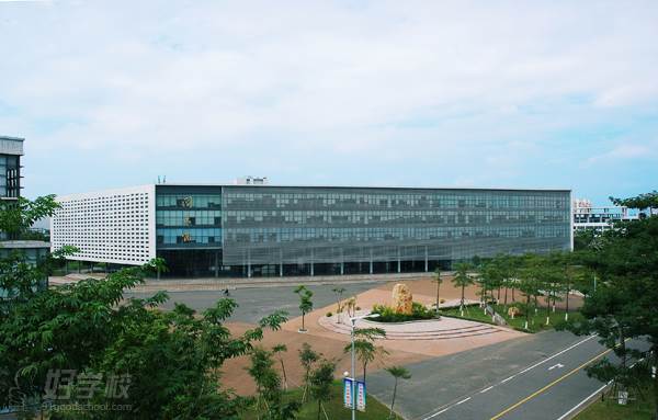 东莞理工学院教学环境 东莞理工学院教学环境