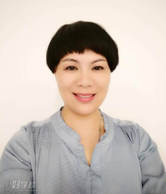 何志红 何志红