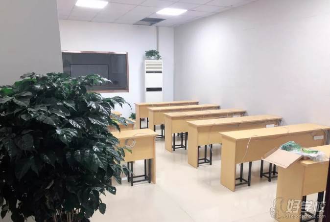 河南英柏教育 教学环境 河南英柏教育 教学环境
